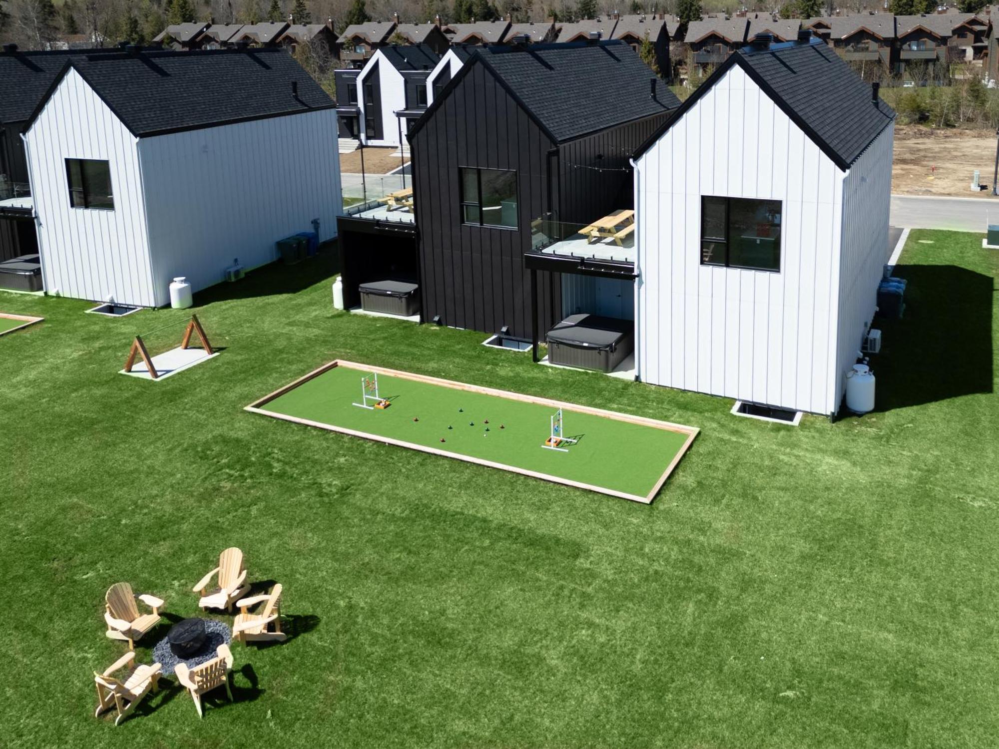 ביופרה Sofa Villas Mont Sainte-Anne מראה חיצוני תמונה