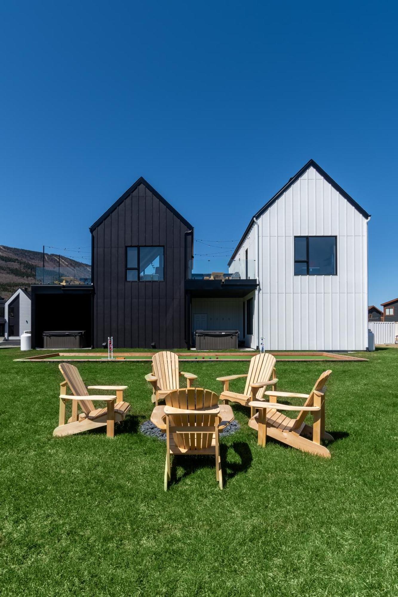 ביופרה Sofa Villas Mont Sainte-Anne מראה חיצוני תמונה